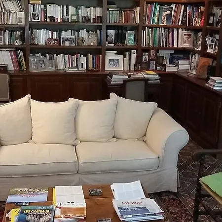 Oda ve Kahvaltı La Heraudiere 3*